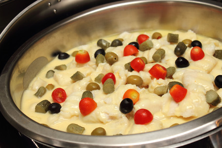 Some fresh fish with a sauce of cream.
の写真素材