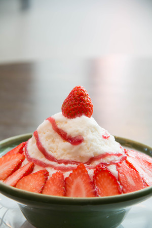 ice milk Korean dessert, bingsu with strawberryの写真素材