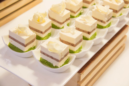 mini dessert cake in a white cupの写真素材