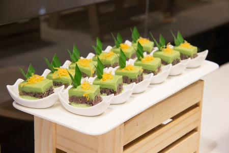 mini dessert cake in a white cupの写真素材