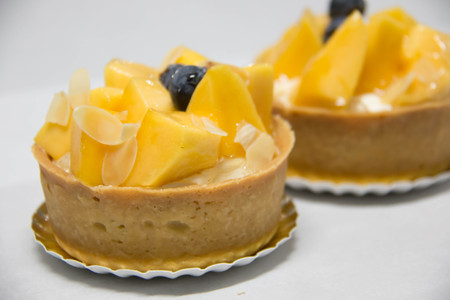 A Tart with mango and stuffed with creamの写真素材