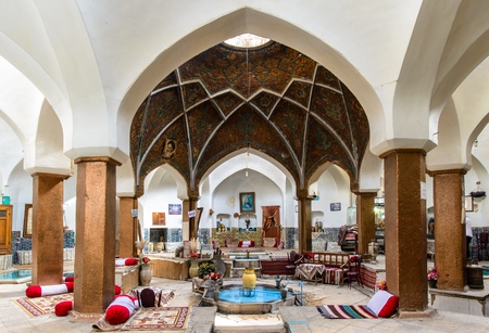 KASHAN, IRAN - APRIL 30, 2015: traditional Tea House "Khan", ancient Hamam in the old Bazar of Kashanのeditorial素材