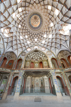 KASHAN, IRAN - AUGUST 25, 2016: Khane-ye Borujerdi-Houseのeditorial素材