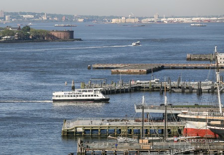Ferry of New York Waterway at Pier in Manhattanのeditorial素材