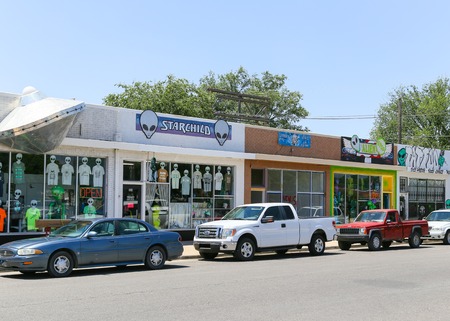 Several Alien Gift Shops in Roswell, New Mexicoのeditorial素材