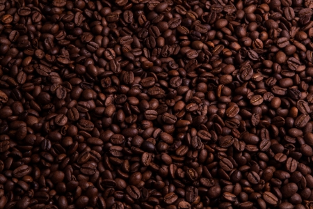 roasted coffee beans in macroの写真素材