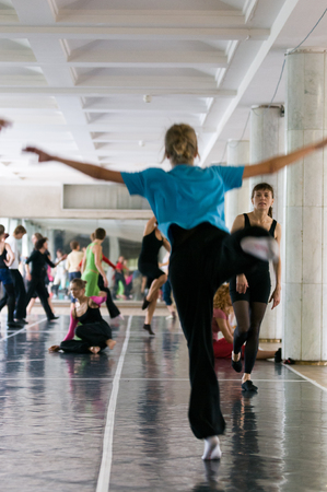 MOSCOW, RUSSIA - August 1, 2008 - Scene of TSEKH International Summer Dance school. Dance teachers from all over the world get to the event to hold classesのeditorial素材