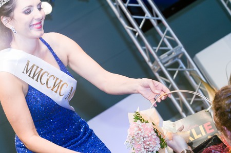 MOSCOW, RUSSIA - October 28, 2009 - Participants of makeup and hair artists competition  at Intercharm exhibition public eventのeditorial素材