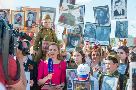Moscow, Russia - May 9:  Immortal Regiment  marches on. Moscow celebrates 71-th Victory Day anniversary on May 9, 2016 in Moscow.のeditorial素材