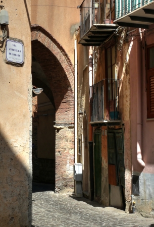 narrow alley in Castelbuono, Sicilyのeditorial素材