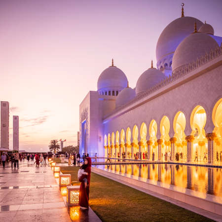 View of Dubai in the UAE at Sheikh Zayed Grand Mosqueのeditorial素材