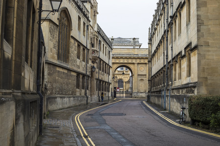 Oxford, United Kingdom - 3 September 2017: View of the streets of the city of Oxford with medieval...