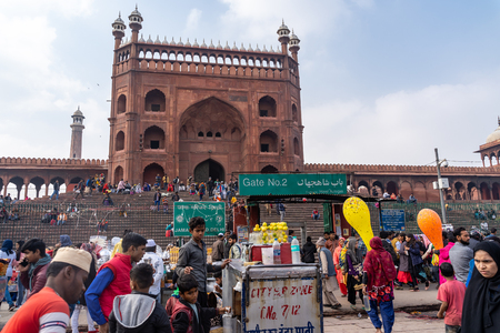 Delhi, India - December 14, 2019: Crowded Chor Bazaar street market just outside of Jama Masjid mosqueのeditorial素材