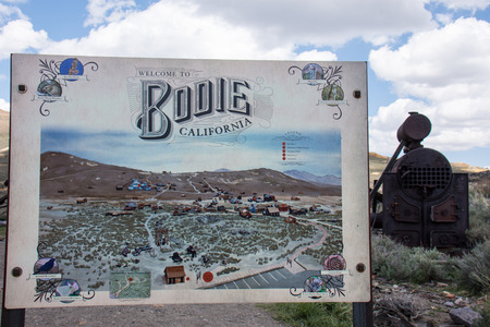 Bodie, California - July 5 2018: Sign welcoming visitors to Bodie State Historic park, an old gold rush mining town in the Eastern Sierra Nevada mountainsのeditorial素材