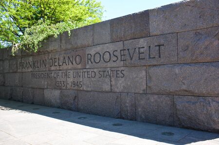 MAY 2 2018 - WASHINGTON DC: SIgn for the Franklin Delano Roosevelt memorial near the Tidal Basin and National Mallのeditorial素材