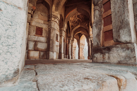Old doorways and arches at the Isa Khans Garden Tomb, part of Humayan's Tomb Complexのeditorial素材