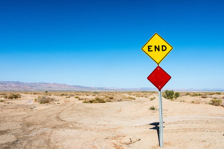 An End road sign in Bombay Beach / Salton Sea area of Southern Californiaの写真素材
