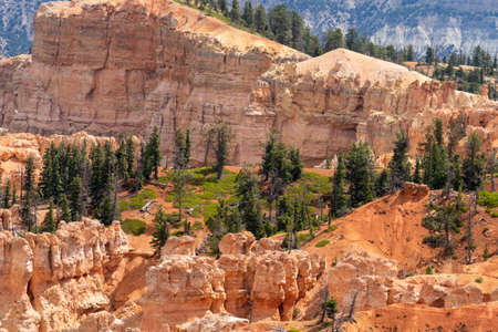 Aerial view of forests and red rock in Utah Bryce Canyon National Parkのeditorial素材