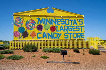 Jordan, Minnesota - June 5, 2020: Sign for Minnesotas Largest Candy Store, a tourist attraction along US Highway 169のeditorial素材