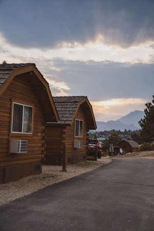 Estes Park, Colorado - September 18, 2020: Camping cabins at the KOA (Kampgrounds of America) during sunsetのeditorial素材