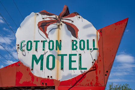 Canute, Oklaholma - May 6, 2021: Close up view of the famous Cotton Boll Motel neon sign, now abandoned along the old Route 66のeditorial素材