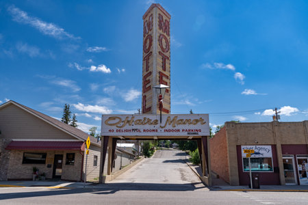 Shelby, Montana - July 2, 2022: Sign for the O'Haire Manor Motel in the downtown areaのeditorial素材