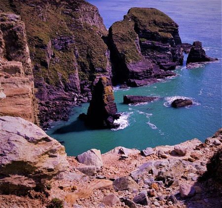 Beautiful cliffs and rock formations at south stack lighthouse, holyhead. Walesの写真素材