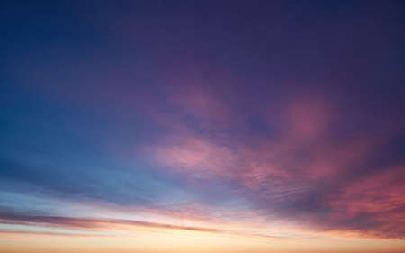 photo sky sunset time, background photo natural phenomenonの写真素材
