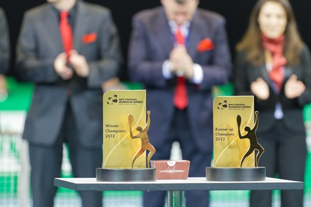 ZURICH, SWITZERLAND-MARCH 24: Trophy Ceremony for Carlos Moya and Stefan Edberg at BNP Paribas Open Champions Tour 
in Zurich, SUI on March 24, 2012.  Moya won for medical reasons.
のeditorial素材