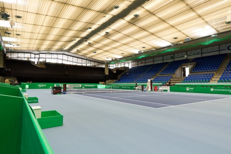 ZURICH, SWITZERLAND-MARCH 24: Empty tennis venue Saalsporthallle for BNP Paribas Open Champions Tour in Zurich, SUI on March 24, 2012.  のeditorial素材