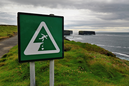 Near the ocean - Cliffs & nature at the coast of Irelandの写真素材