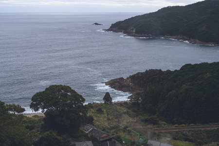 Hadasu-cho, Kumano City, Mie Prefecture A shrine dedicated to Xu Fu, who set out on a journey to...