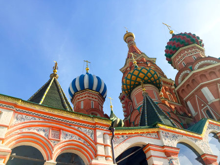 A shot in a POV perspective of the domes of St. Basil's Cathedralの写真素材