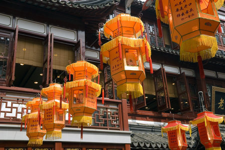 Traditional Chinese lamps at Yu Yyuan Bazaar, popular shopping area near the Yu Gardens, Shanghai,...