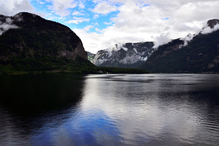 Landscape of mountain and lake in Hallstatt of Austriaの写真素材