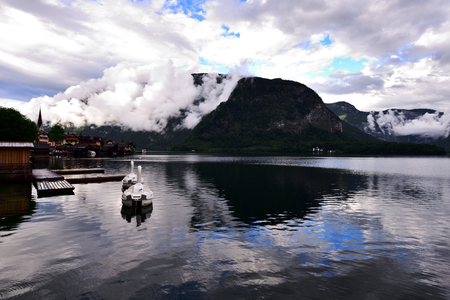 Landscape of mountain and lake in Hallstatt of Austriaの写真素材