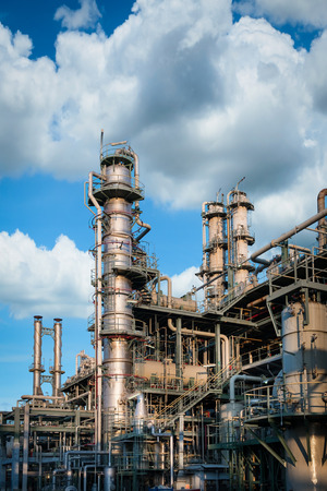 column tower petrochemical plant industrial with blue sky backgroundの写真素材