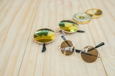 round brown sunglasses for summer outdoor activities in holidays