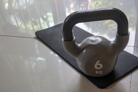 6 kg kettle bell for home workout when pandemic