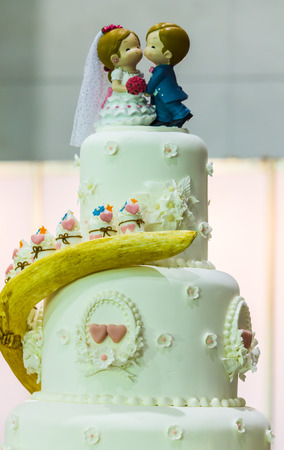 Sweet beauty flower and topping pastel color on weddinng cake decoration.の写真素材