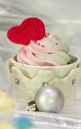 Cupcakes on tier at wedding reception.の写真素材