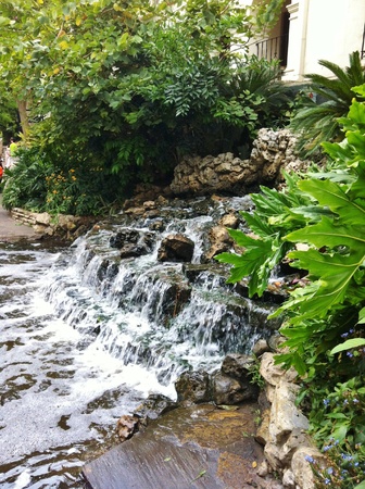 Small fallsの素材