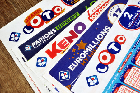 Various game grids of the FranÃ§aise des jeux close-up