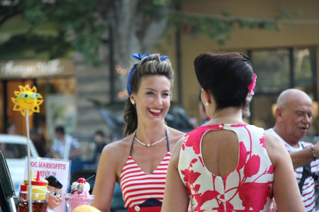 Senigallia, Italy 8 August 2019 is an international music festival focused on the US music and culture of the fifties. In the photo: people dressed up in the 50s style Summer Jamboreeのeditorial素材