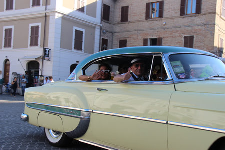 Senigallia, Italy 6 August 2019 is an international music festival focused on the US music and culture of the fifties. In the photo: people dressed up in the 50s style Summer Jamboreeのeditorial素材