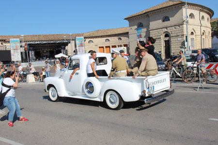 Senigallia, Italy August 8, 2019 is an international music festival focused on American music and culture of the 1950s here of wild dancers. In the photo: people dressed up in the 50s styleのeditorial素材