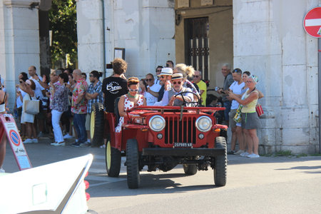 Senigallia, Italy 12 August 2019 is an international music festival focused on the US music and culture of the fifties. In the photo: people dressed up in the 50s style Summer Jamboreeのeditorial素材