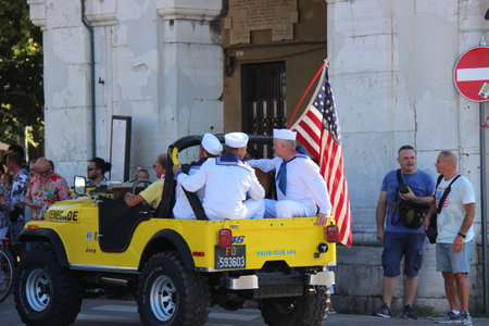 Senigallia, Italy 12 August 2019 is an international music festival focused on the US music and culture of the fifties. In the photo: people dressed up in the 50s style Summer Jamboreeのeditorial素材