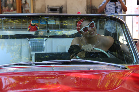 Senigallia, Italy 12 August 2019 is an international music festival focused on the US music and culture of the fifties. In the photo: people dressed up in the 50s style / Summer Jamboreeのeditorial素材