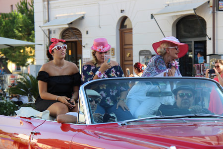 Senigallia, Italy 12 August 2019 is an international music festival focused on the US music and culture of the fifties. In the photo: people dressed up in the 50s styleのeditorial素材